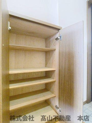 宗像市石丸１丁目の賃貸マンションの収納