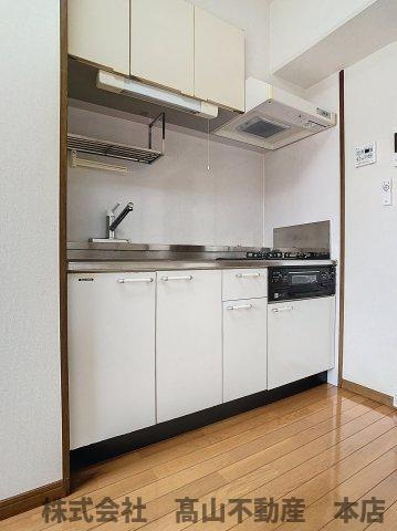 宗像市石丸１丁目の賃貸マンションのキッチン
