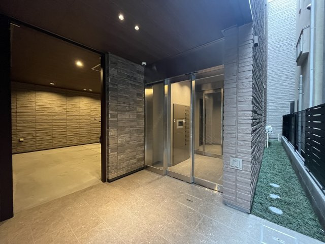 リラフォート武蔵小山のエントランス