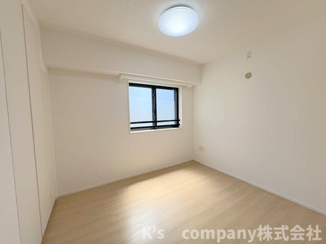 茅ヶ崎市汐見台　リストレジデンス茅ヶ崎海岸の洋室|洋室5帖◇お子様のお部屋におすすめです◇