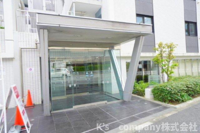 茅ヶ崎市汐見台　リストレジデンス茅ヶ崎海岸のエントランス|エントランス周辺スペース◇