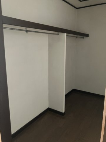 厚木市長谷戸建の収納