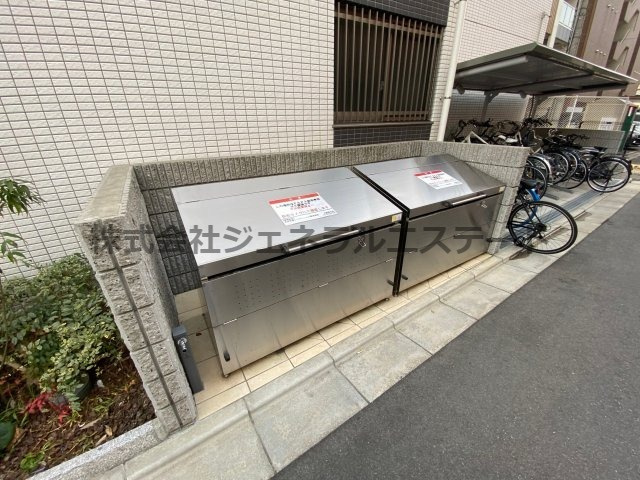 【その他共用部分】 | F&P | 専用ゴミ置き場です
