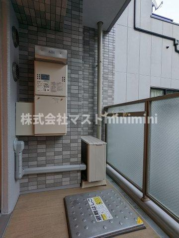 大阪市西区江戸堀３丁目の賃貸マンションのバルコニー