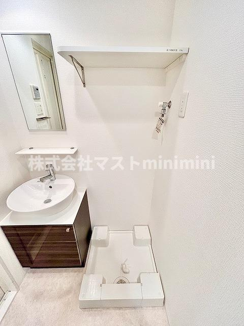 大阪市西区江戸堀３丁目の賃貸マンションの洗面所