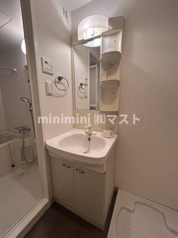 大阪市西区江戸堀１丁目の賃貸マンションの洗面所