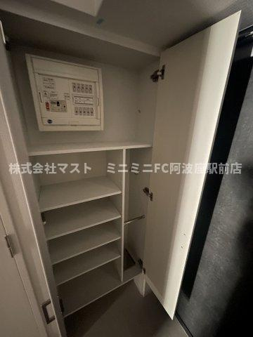 大阪市西区川口３丁目の賃貸マンションの収納