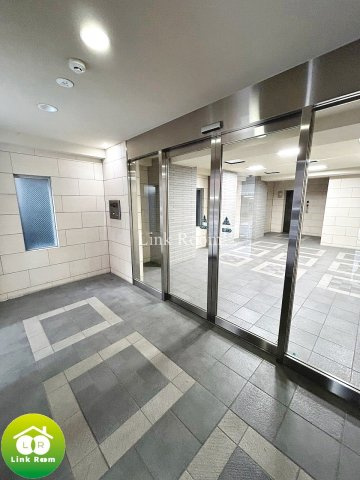 メイクスデザイン茅場町のエントランス