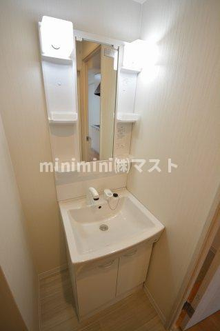 大阪市港区弁天３丁目の賃貸マンションの洗面所