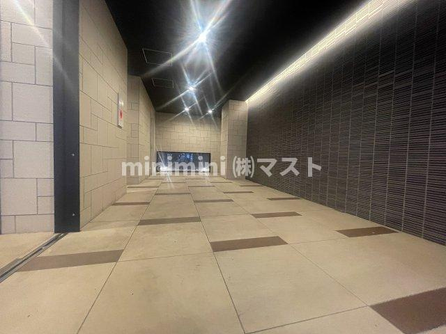 大阪市港区市岡元町３丁目の賃貸マンションのロビー