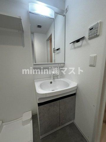 大阪市港区波除２丁目の賃貸マンションの洗面所