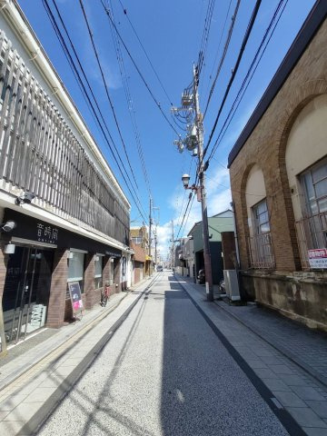 岸和田市北町　中央会館の前面道路含む現地写真