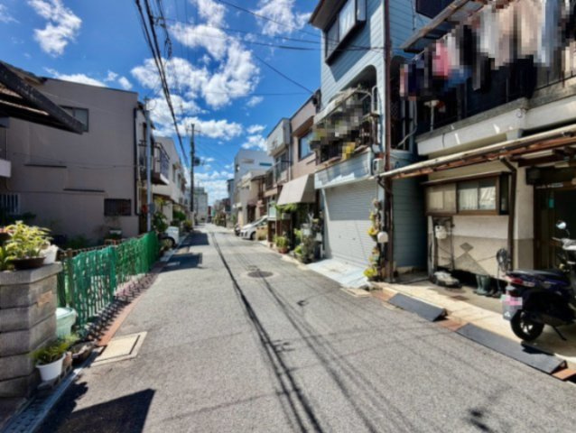 四条畷市中野新町の前面道路含む現地写真|前面道路幅員約4.5ｍ