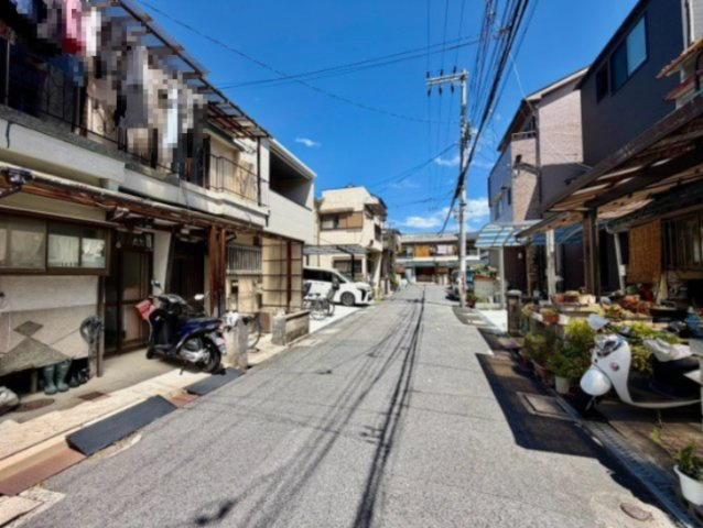 四条畷市中野新町の前面道路含む現地写真