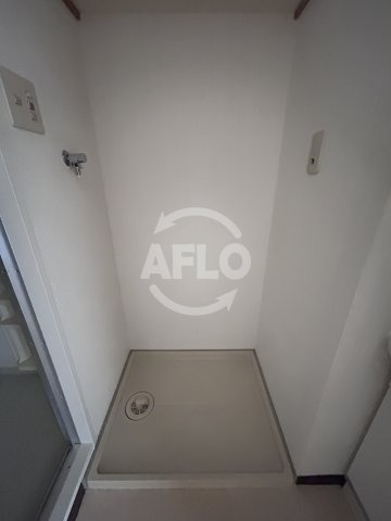 中央メルヴェール江坂の洗面所|中央メルヴェール江坂　洗濯パン