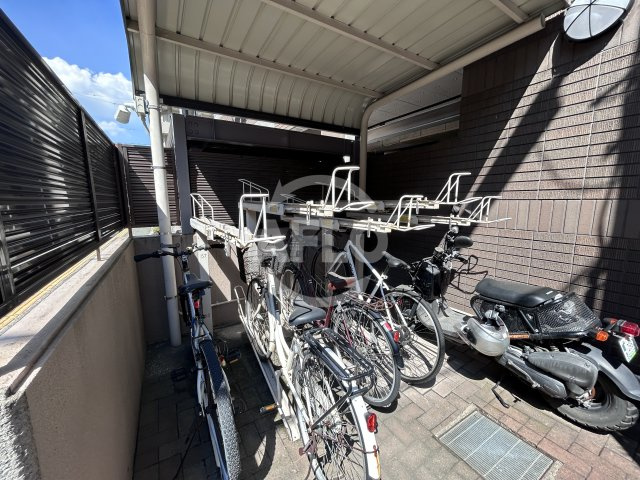 中央メルヴェール江坂のその他|中央メルヴェール江坂　駐輪場
