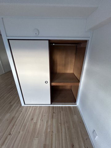 【収納】ビレッジハウス港島タワー1号棟