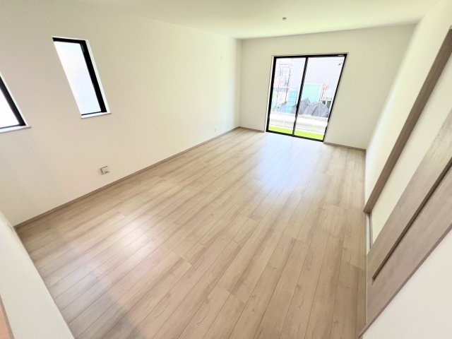 立川市砂川町6丁目　全2棟　新築戸建　の居間・リビング