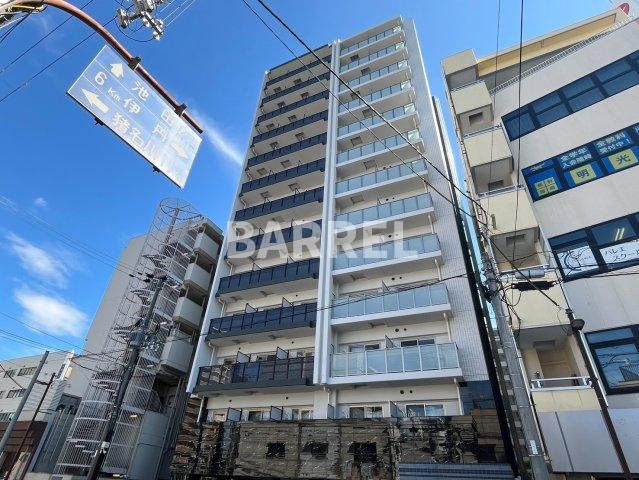 ファーストフィオーレ川西プリモの外観