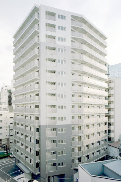 レジディア蒲田の外観|2005年3月築　RC鉄筋コンクリート造地上15階建て1K～1DK総戸数166戸の高級賃貸マンション　東京都大田区蒲田5丁目　JR京浜東北線蒲田駅、京急本線京急蒲田駅