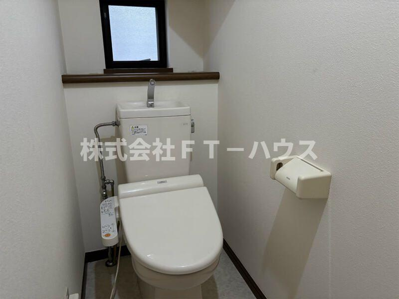 船橋市夏見1丁目戸建てのトイレ