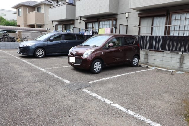 【駐車場】 | メイプルハイツ