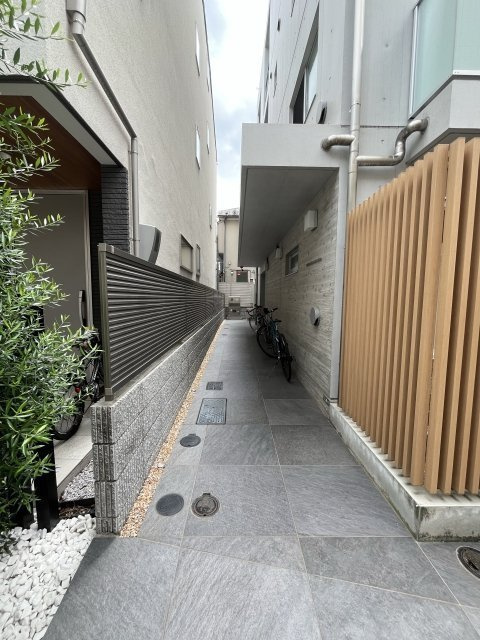 桜新町　Ｈｉｌｌｚのエントランス|毎日通るエントランスはこのようになっています