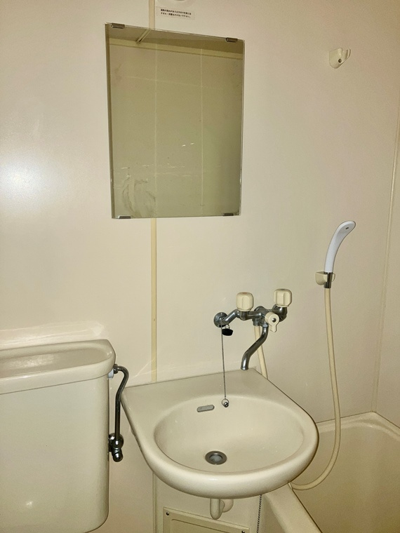 ロンスター三軒茶屋の洗面所|忙しい朝には欠かせない洗面所です