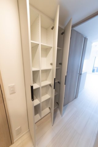 RESIDENCE　KOENJIの収納|大きなものも収納できそうです