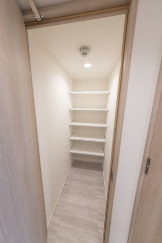RESIDENCE　KOENJIの収納|専用の収納スペースです