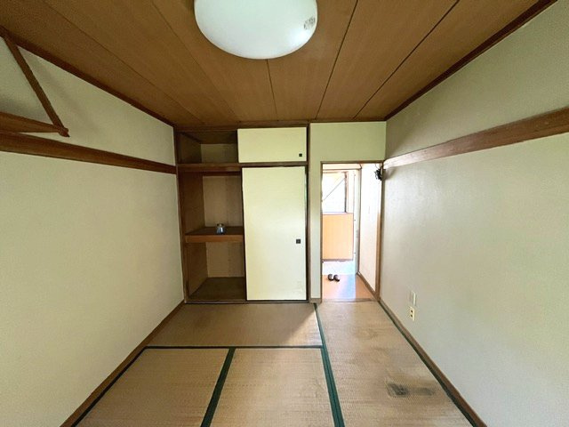 ハイツ西川の和室|柔らかい畳が心地よい和室