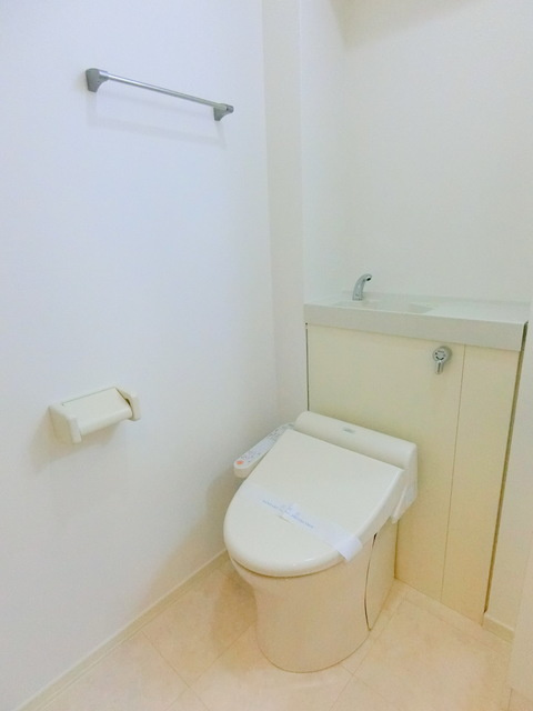 紅葉丘パークサイドヴィラⅠのトイレ|★ウォシュレット付きトイレです★