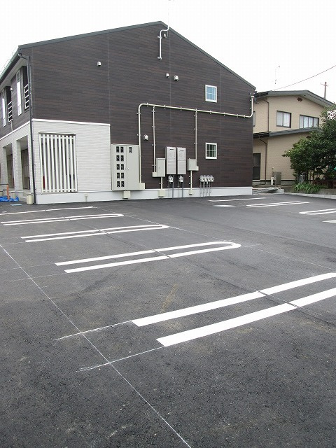 チェスタ　３０の駐車場|駐車場
