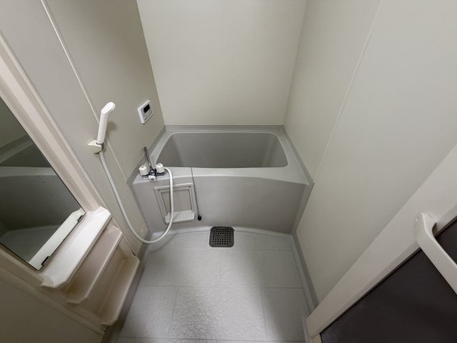 トレビアン華の浴室