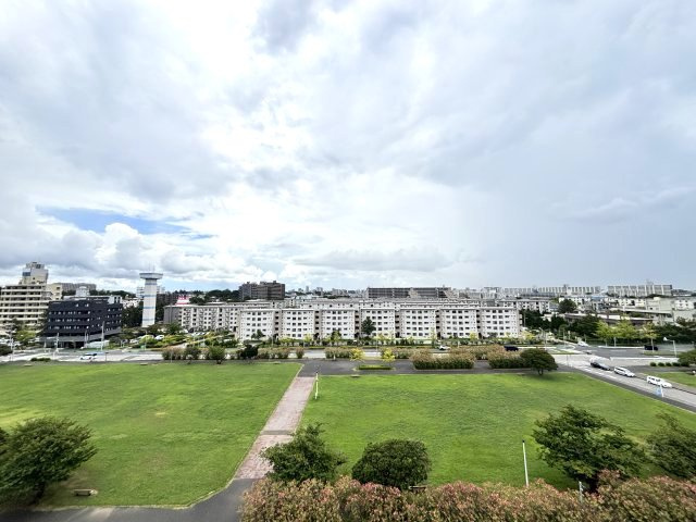 青い空と公園の緑が気持ち良い眺望★