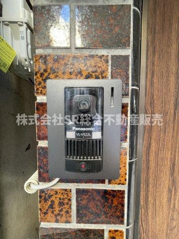 横小路町4丁目中古戸建のセキュリティ|弊社は、工務店と関係強化を徹底し、世界情勢やナフサショックの影響を受けずに材料確保を行い、納期も遅れることがございませんので、心配ご無用です！お気軽にご相談下さい。