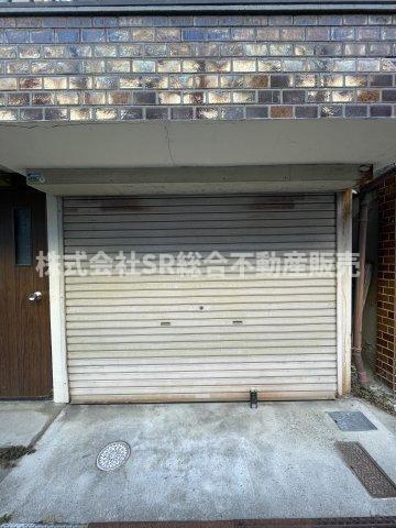 横小路町4丁目中古戸建の駐車場|リフォームプランなら弊社にお任せ！
資金面・オシャレな雰囲気・スタンダード
あなたの希望を叶えます！
