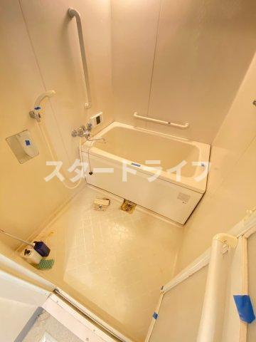 大阪市淀川区西三国２丁目の賃貸マンションの浴室
