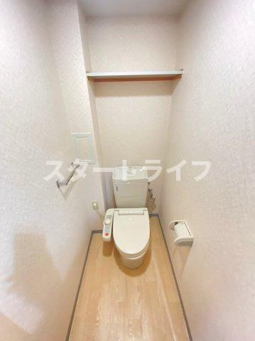 大阪市淀川区西三国４丁目の賃貸マンションのトイレ