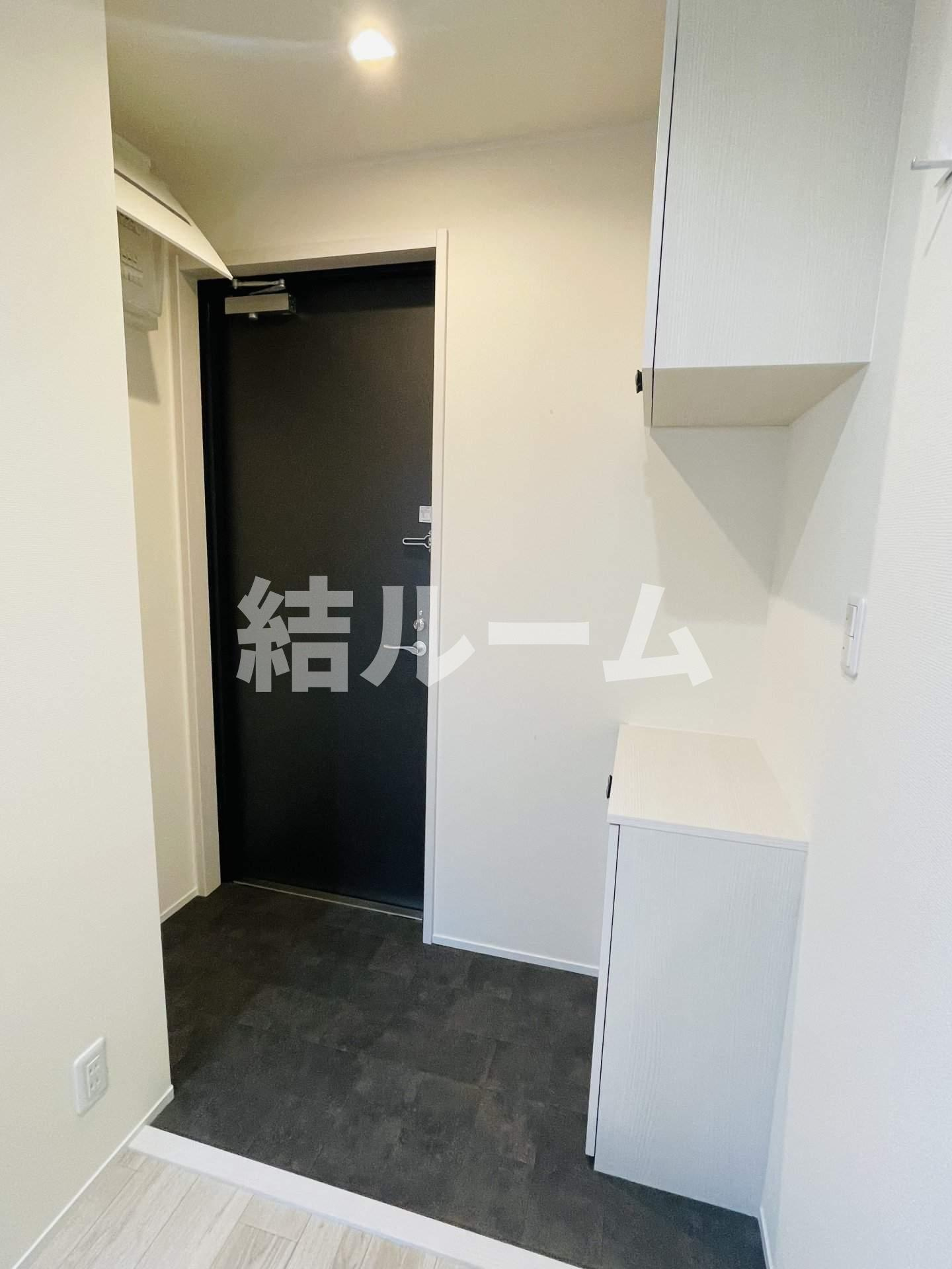 板橋区小茂根４丁目の賃貸マンションの玄関