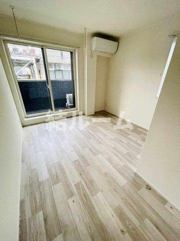 板橋区小茂根４丁目の賃貸マンションの居間・リビング