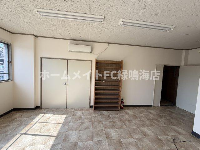 白雲町店舗の内装