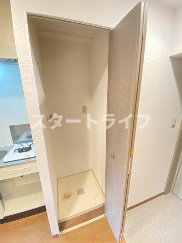 大阪市東淀川区西淡路１丁目の賃貸マンションの洗面所