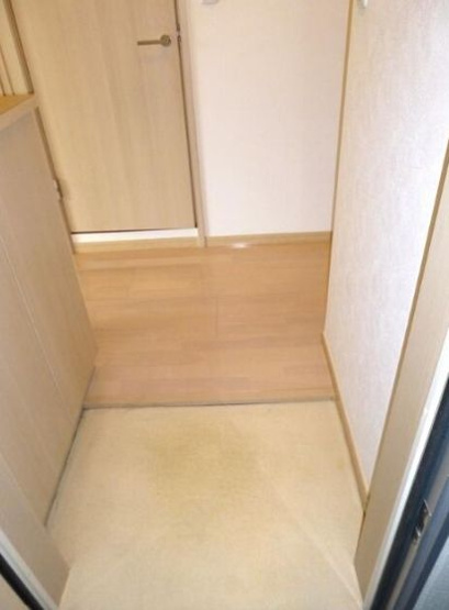 【玄関】FLAX鷹番