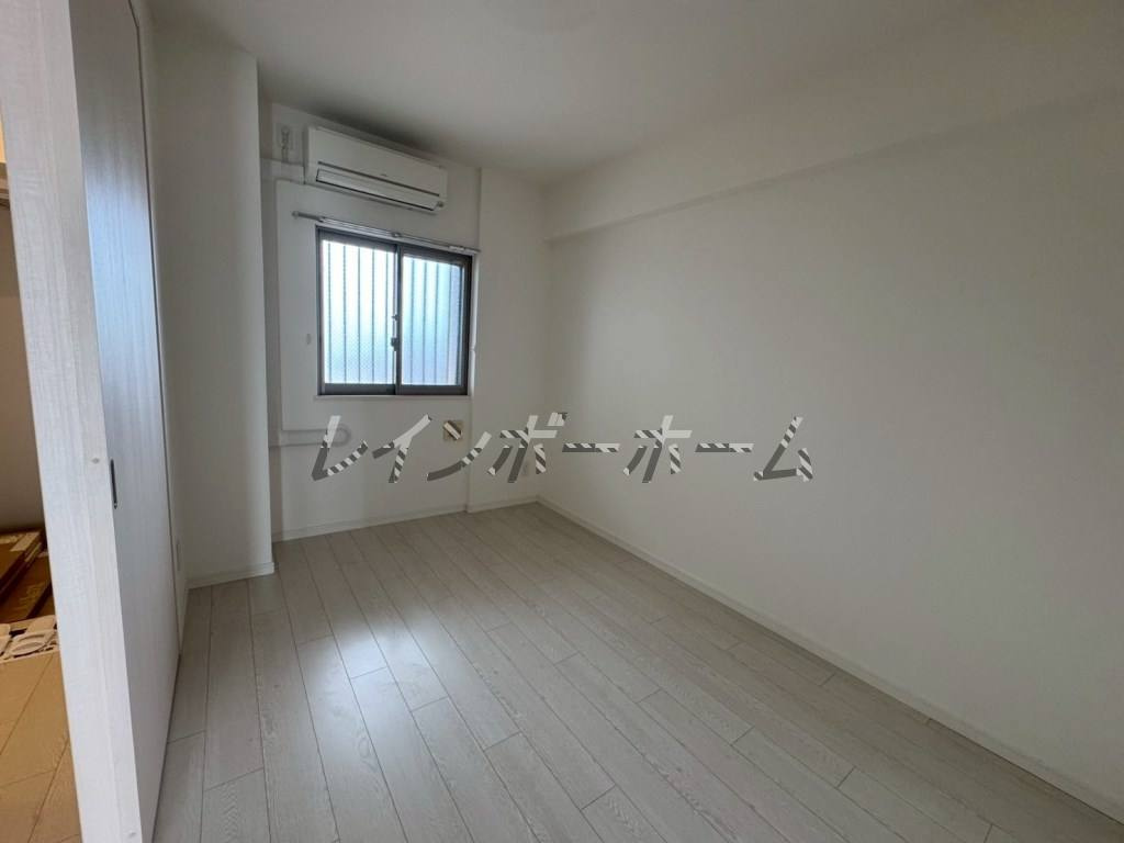 特典：仲介手数料が無料です!!の居間・リビング