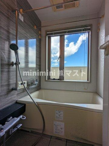 レジュールアッシュ福島の浴室|※別号室参考写真