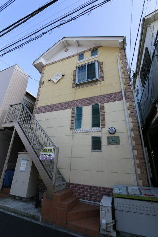 ユナイト鶴見カテドラルの杜の外観
