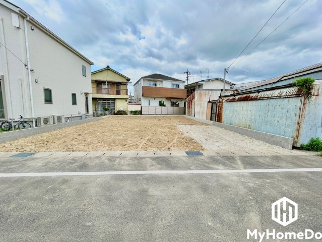 北区喜惣治2丁目の前面道路含む現地写真
