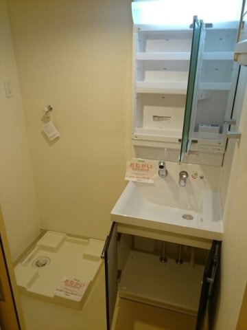 【洗面所】 | サンリット　Ⅱ | 使いやすい洗面所です