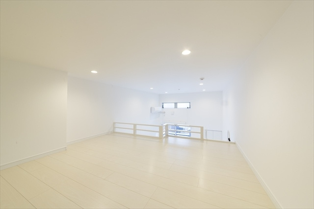 南王子町アパートメントの内装